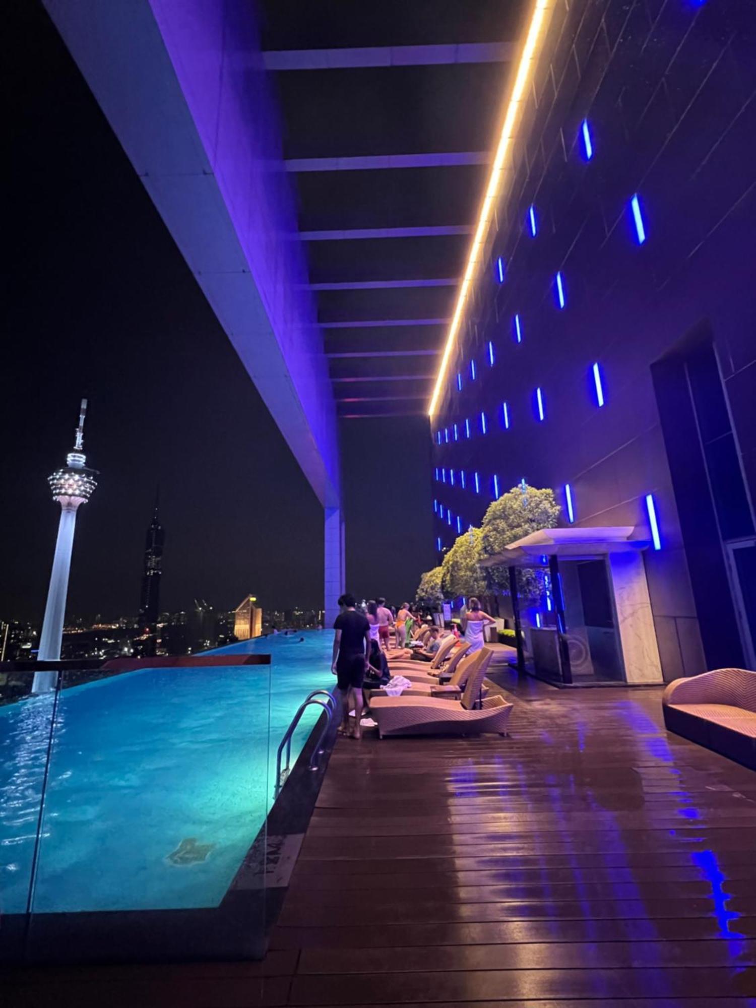 Vinson At Platinum Klcc Kuala Lumpur